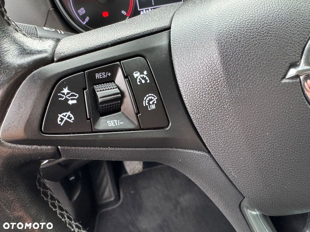 Opel Zafira 2.0 CDTI Cosmo S&S - 24