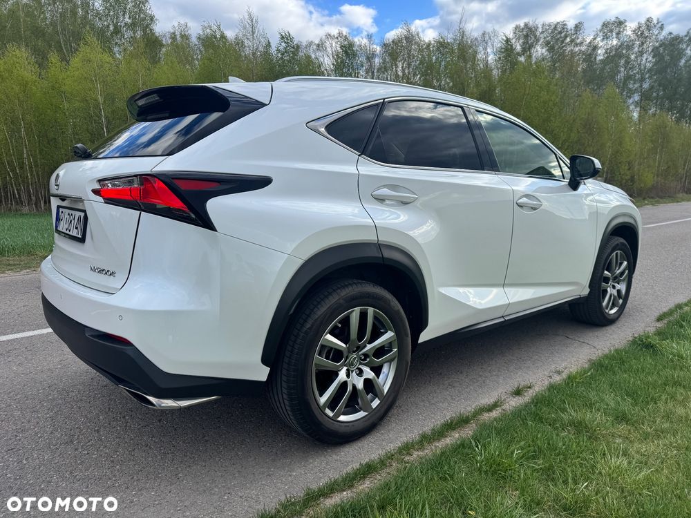 Lexus NX 200t Prestige AWD - 8