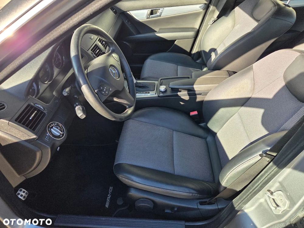 Mercedes-Benz Klasa C 200 CGI Automatik BlueEFFICIENCY - 7
