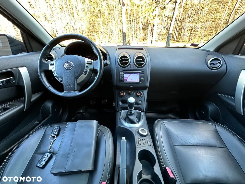 Nissan Qashqai 2.0 4x4 Tekna Premium - 26