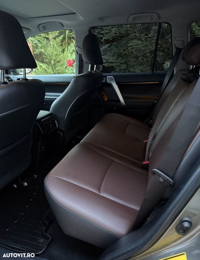 Toyota Land Cruiser 2.8l Turbo D-4D Aut. Luxury - 8