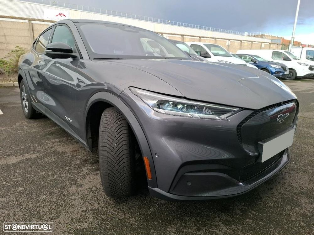 Ford Mustang Mach-E Premium - 3