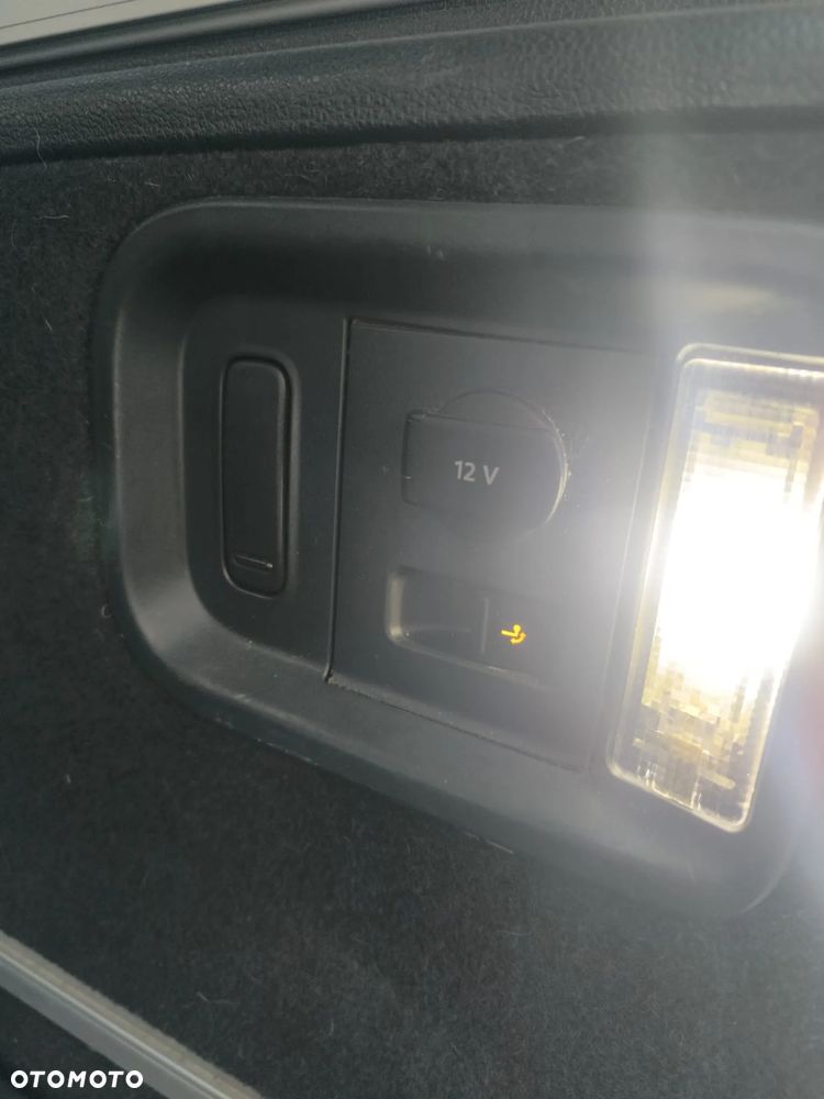 Volkswagen Sharan - 20