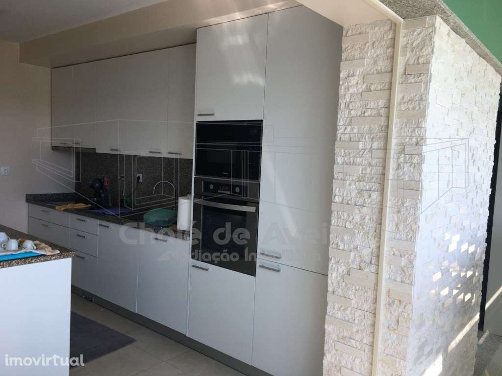 Moradia T4 com garagem em São Jacinto-Aveiro - Grande imagem: 3/26