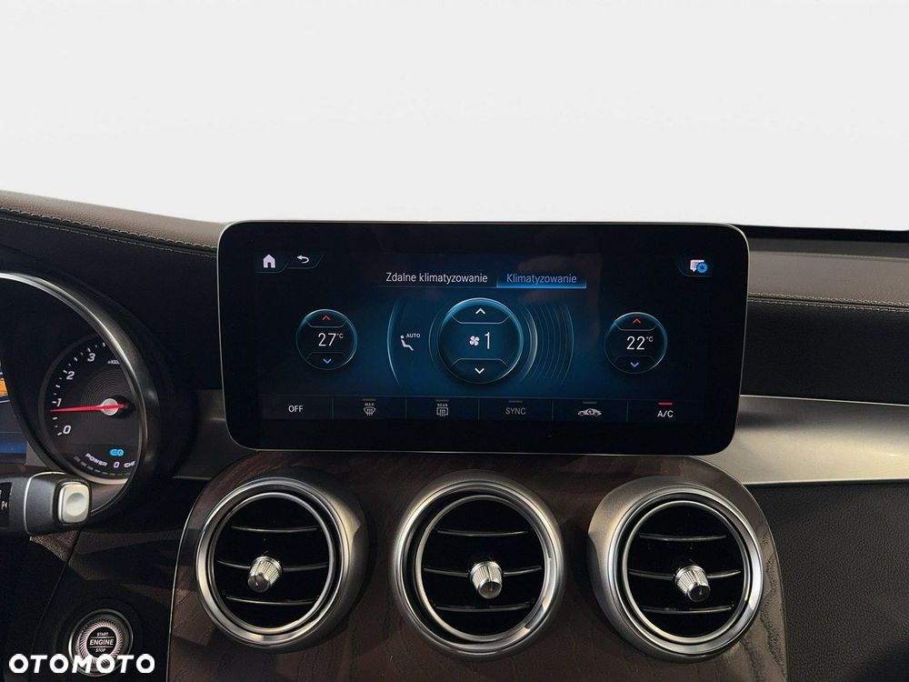 Mercedes-Benz GLC - 27