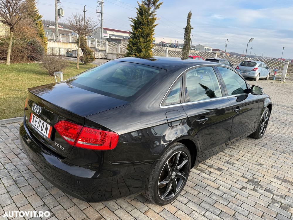 Audi A4 2.0 TDI DPF Attraction - 10