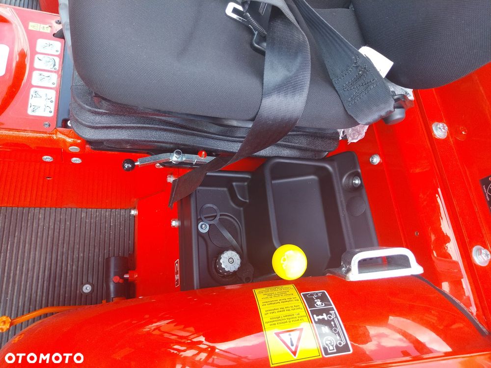 ANTONIO CARRARO TRX 5800 YANMAR 51,5KM Obracany kokpit i fotel 4 cylindry 2091cm3 - 16