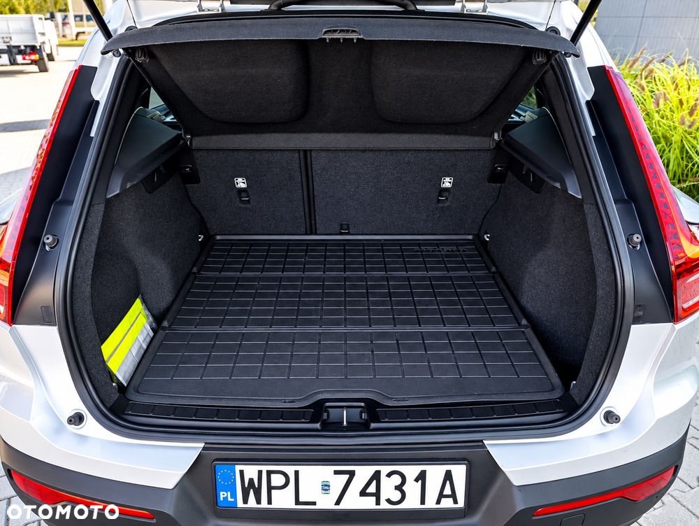 Volvo XC 40 D3 Momentum - 36