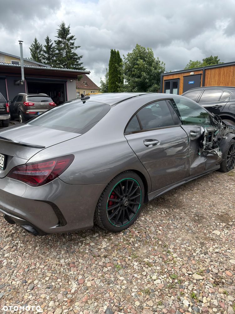 Mercedes-Benz CLA 250 Sport 4-Matic - 4