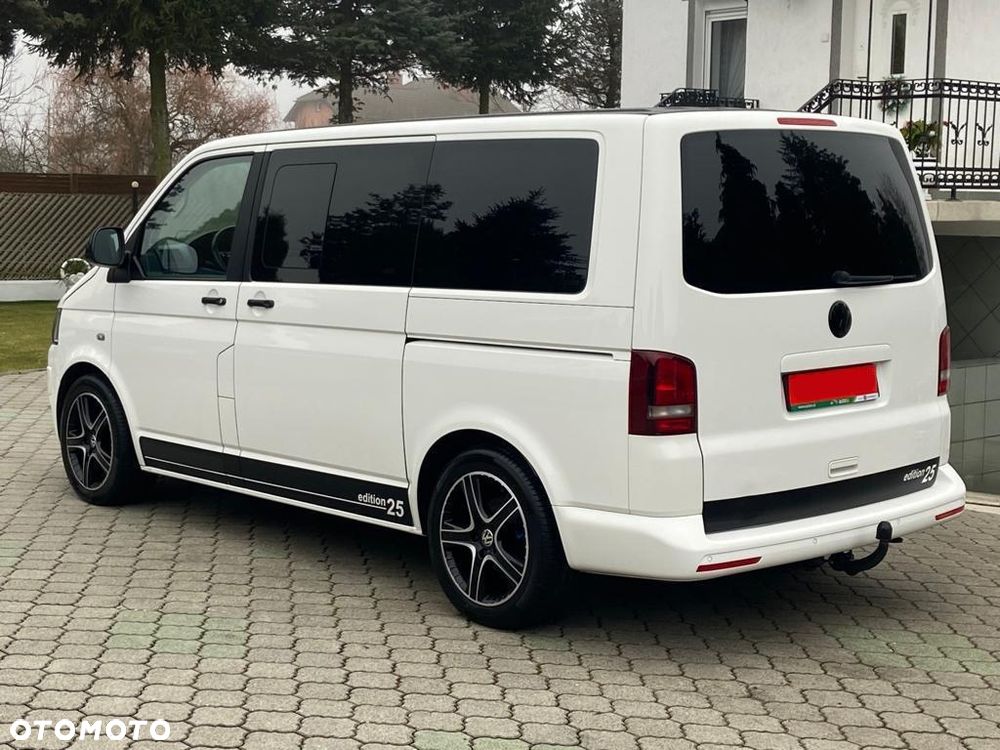 Volkswagen Multivan - 7