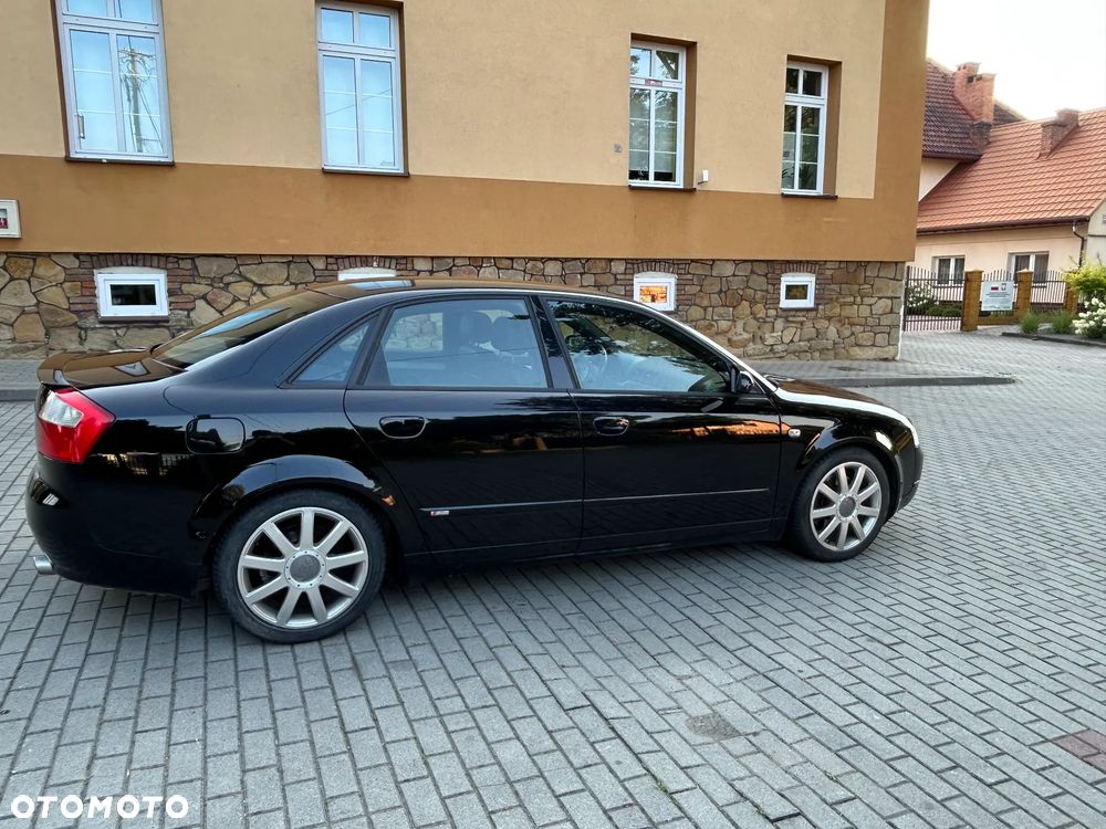 Audi A4 Limousine 1.8 T quattro - 9