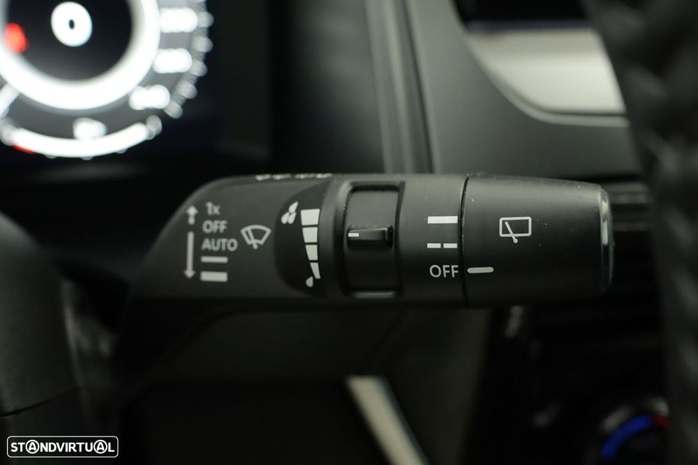Nissan Qashqai 1.3 DIG-T N-Connecta LED Xtronic - 17