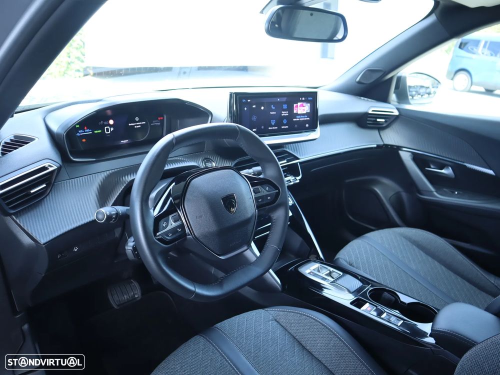 Peugeot e-2008 50 kWh Allure - 33