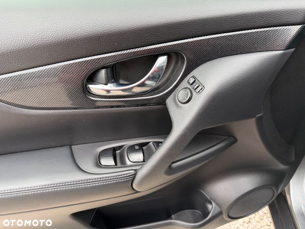 Nissan X-Trail 1.6 DIG-T Tekna - 29