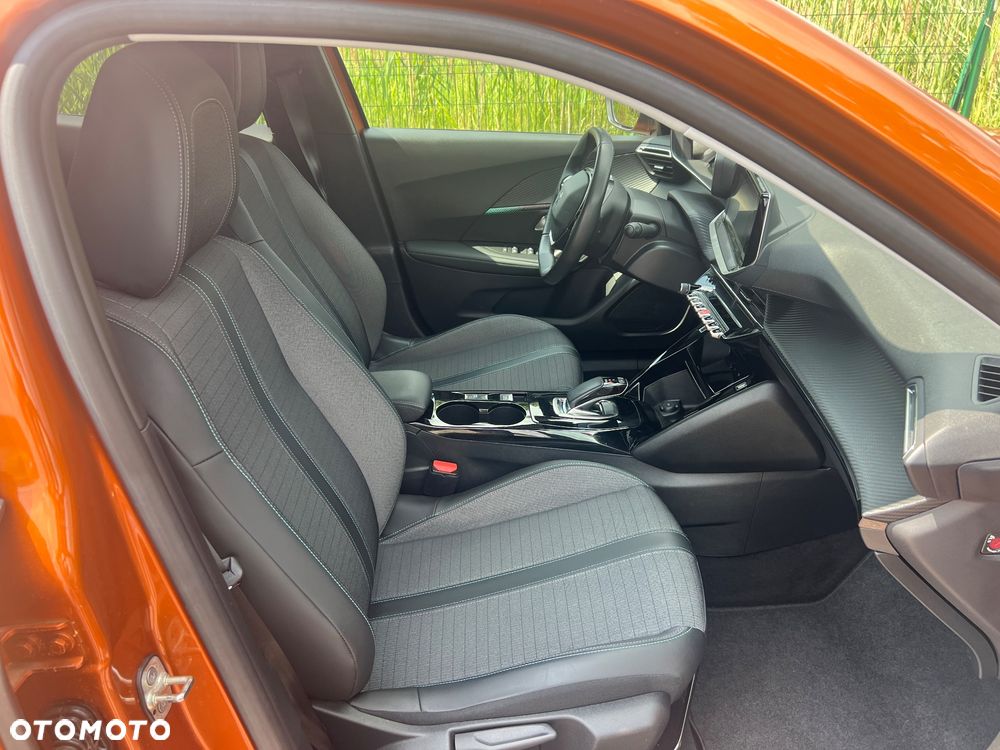 Peugeot 2008 136 Allure - 28