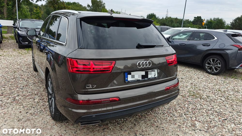 Audi Q7 3.0 TDI Quattro Tiptronic - 5