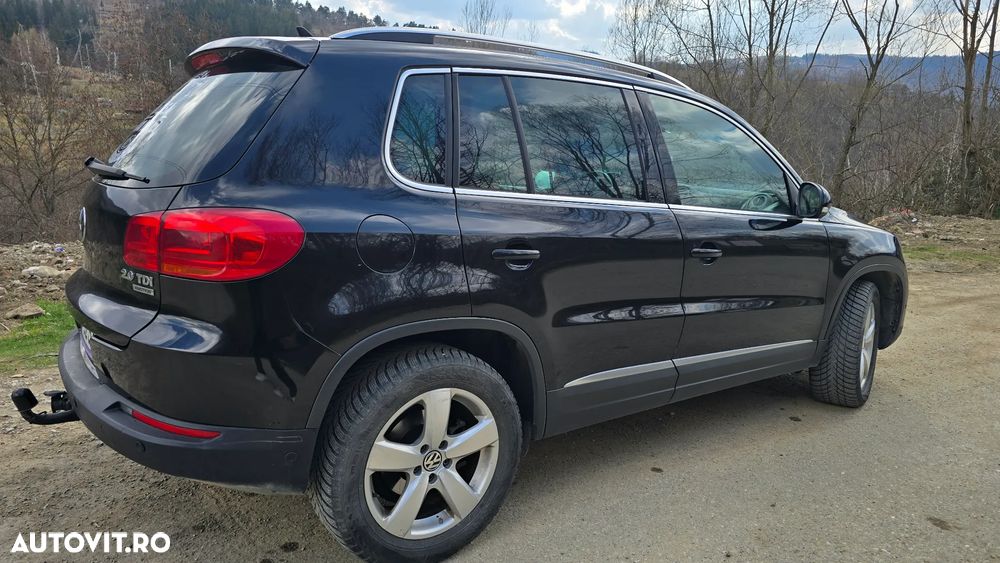 Volkswagen Tiguan 2.0 TDI 4Motion DSG Sport & Style - 6