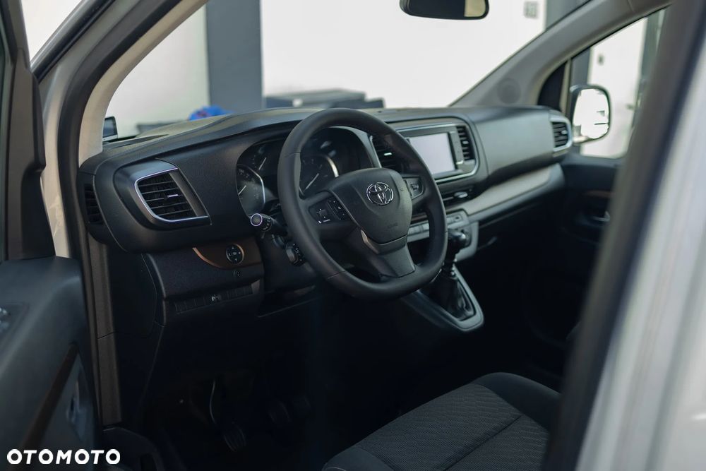 Toyota Proace Verso - 9