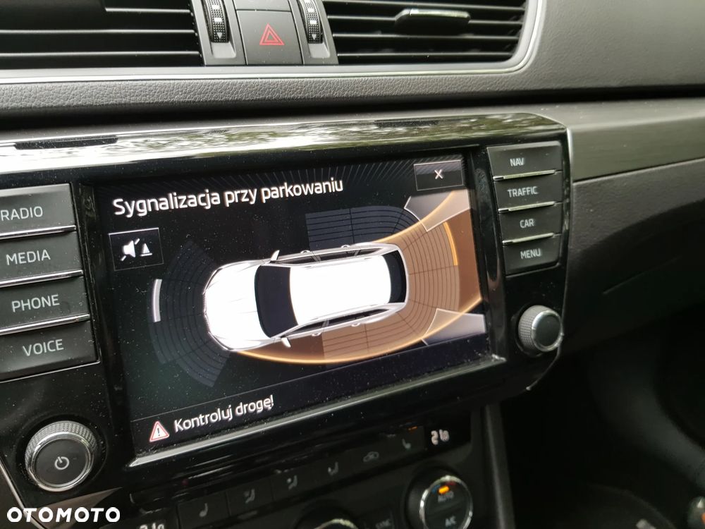 Skoda Superb 1.6 TDI Style - 18