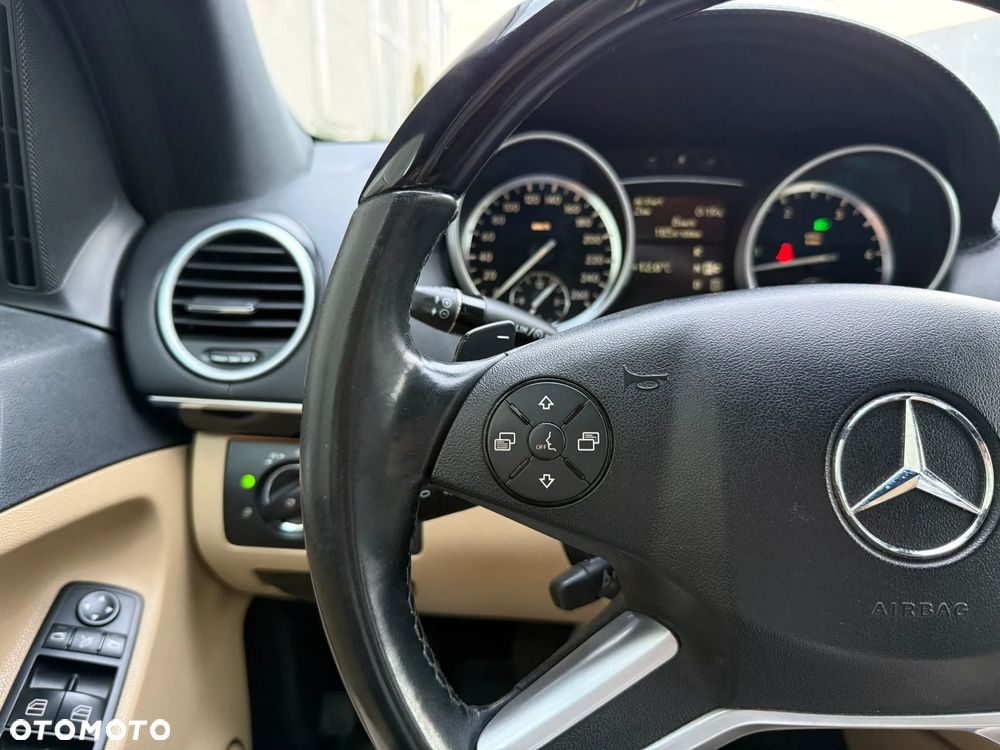 Mercedes-Benz GL 350 CDI - 32