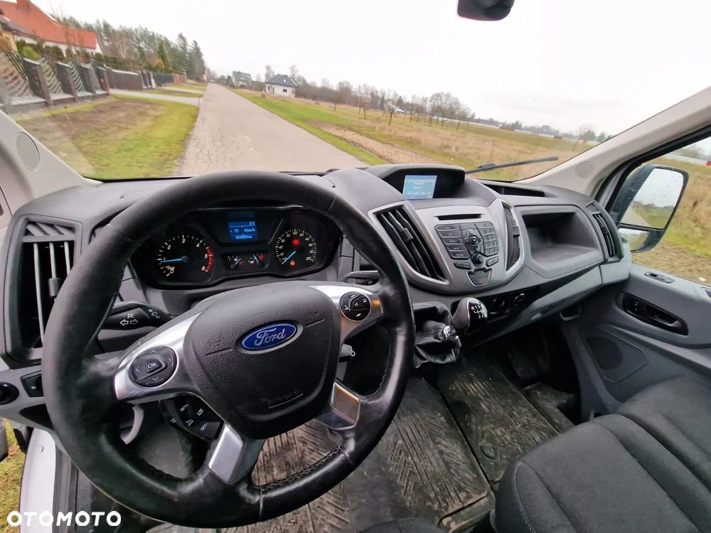 Ford Transit - 8