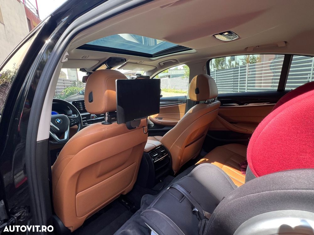 BMW Seria 5 520d AT - 25