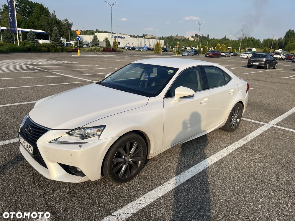 Lexus IS - 1