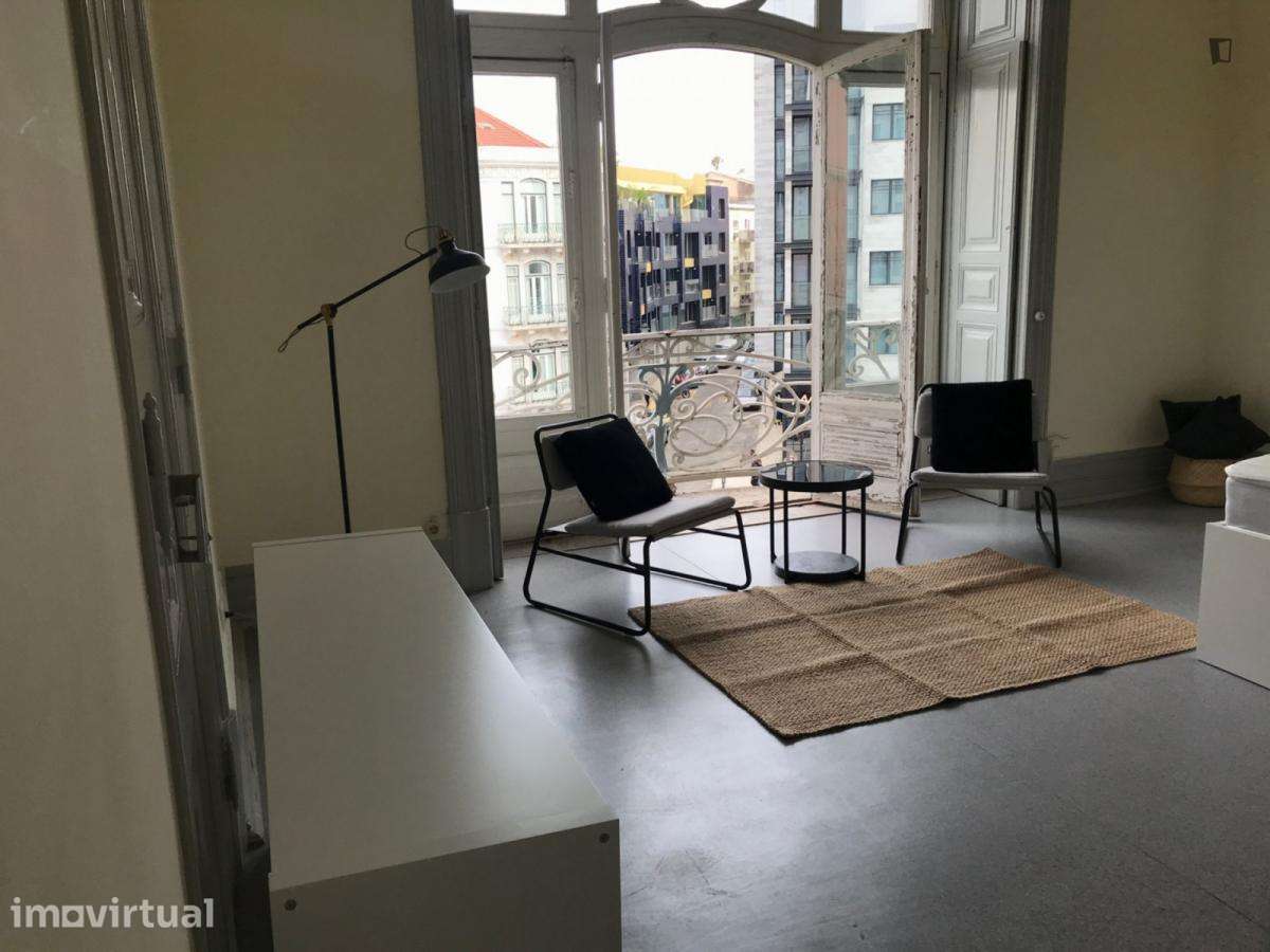 Quarto - localizado em Marquês de Pombal Lisbon - Grande imagem: 2/12