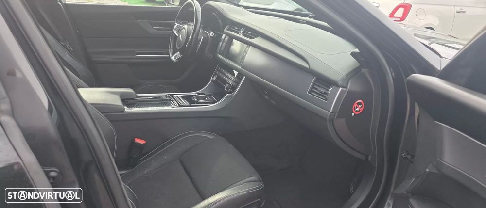 Jaguar XF Sportbrake 2.0 D R-Sport Aut. - 16