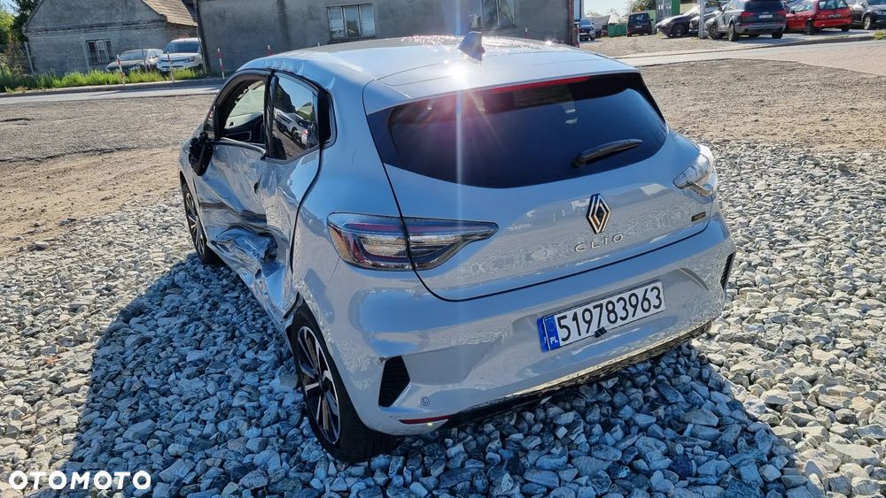 Renault Clio E-TECH Full 145 EVOLUTION - 6
