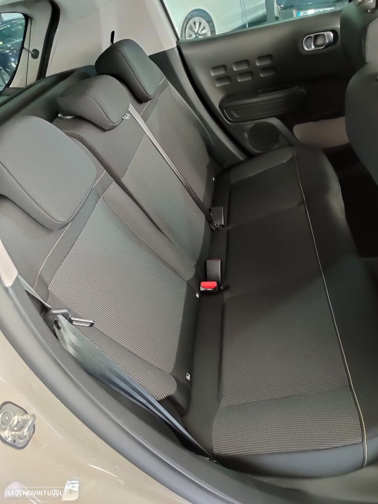 Citroën C3 1.2 PureTech Shine - 12