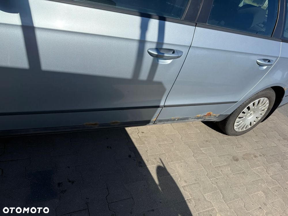 Volkswagen Passat 1.9 TDI Trendline - 8