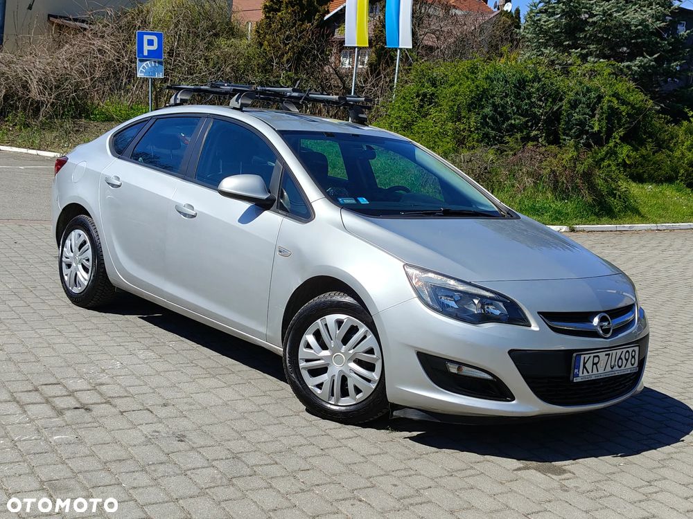Opel Astra 1.6 ecoFLEX Start/Stop - 1