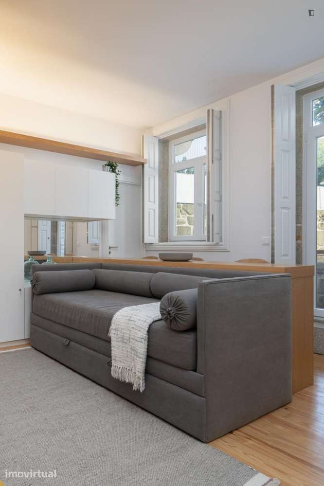 Apartamento com 1 quartos - localizado em Santo Ildefonso Porto - Grande imagem: 4/34