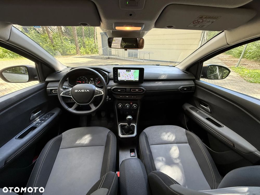 Dacia Jogger 1.0 TCe 110 Extreme 7os - 23