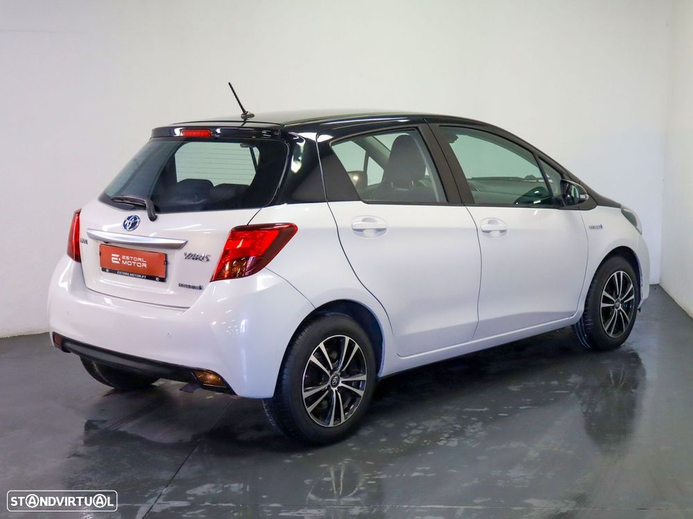 Toyota Yaris 1.5 HSD Comfort - 4