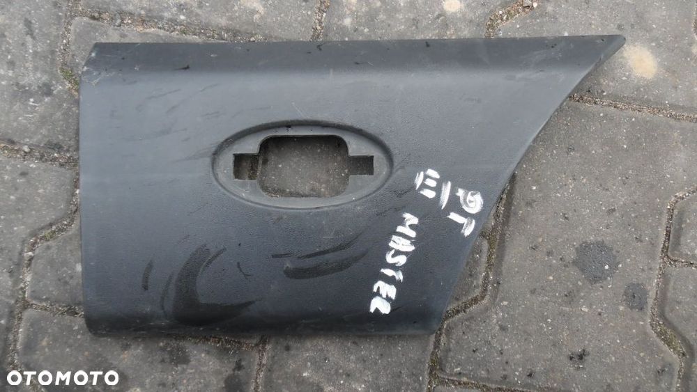 Listwa prawa tylna Renault Master III