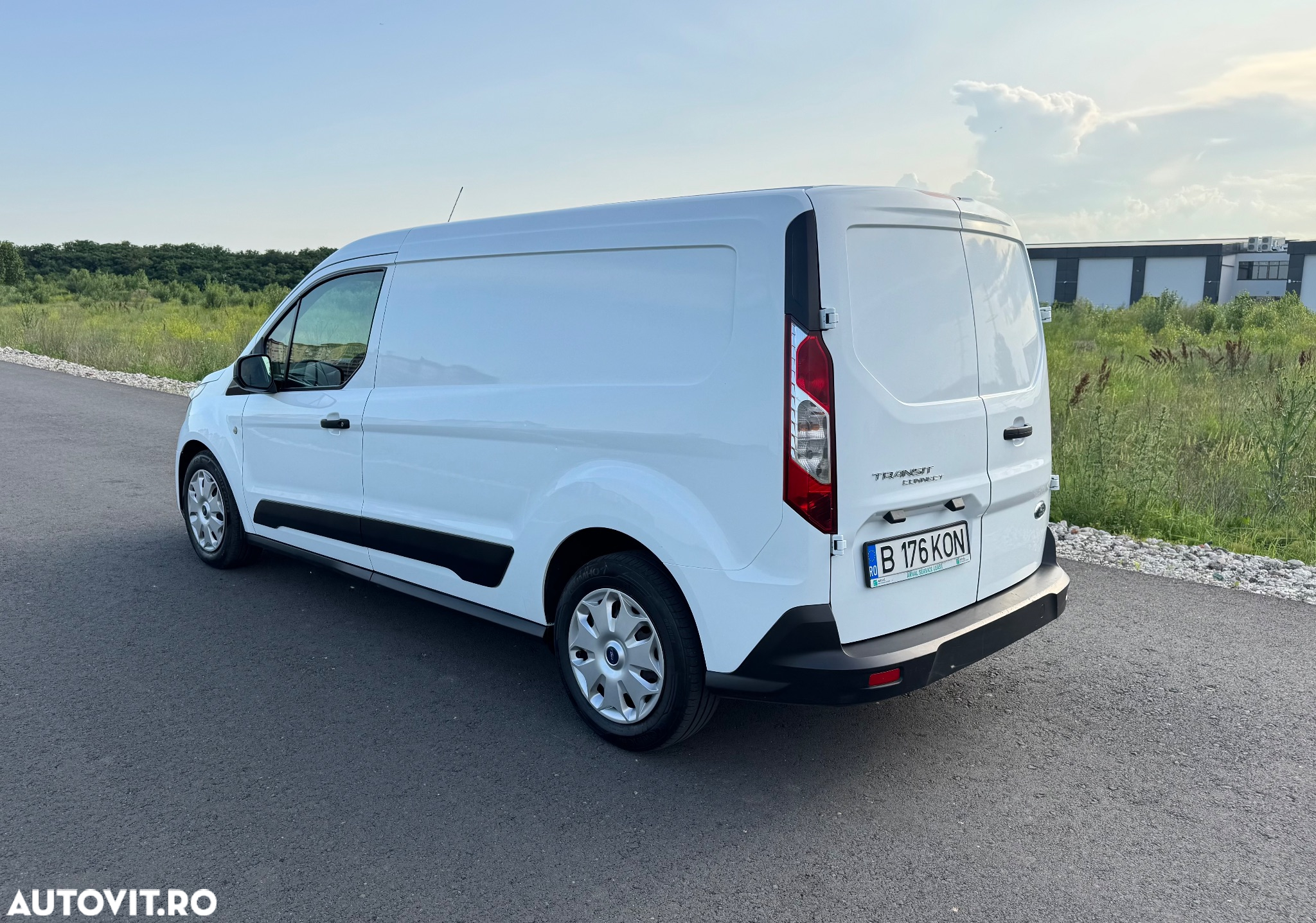 Ford Transit Connect - 4
