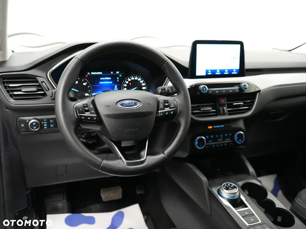 Ford Kuga - 18