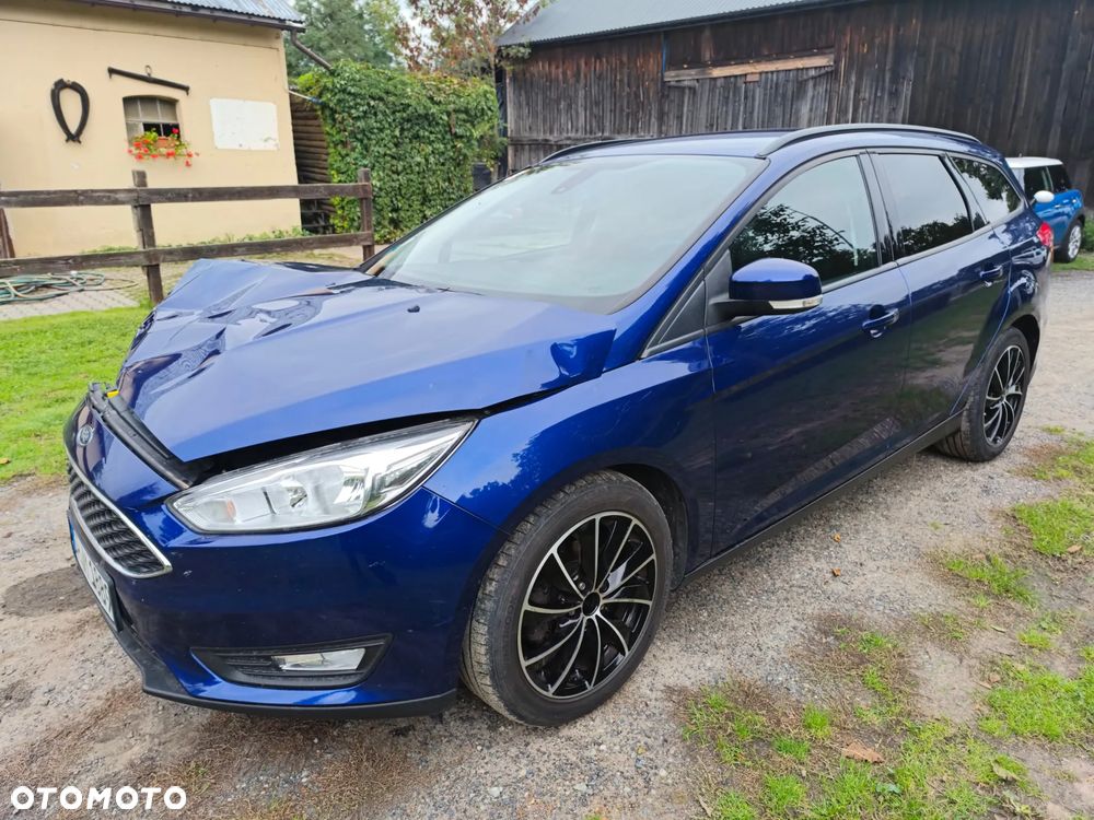 Ford Focus - 1