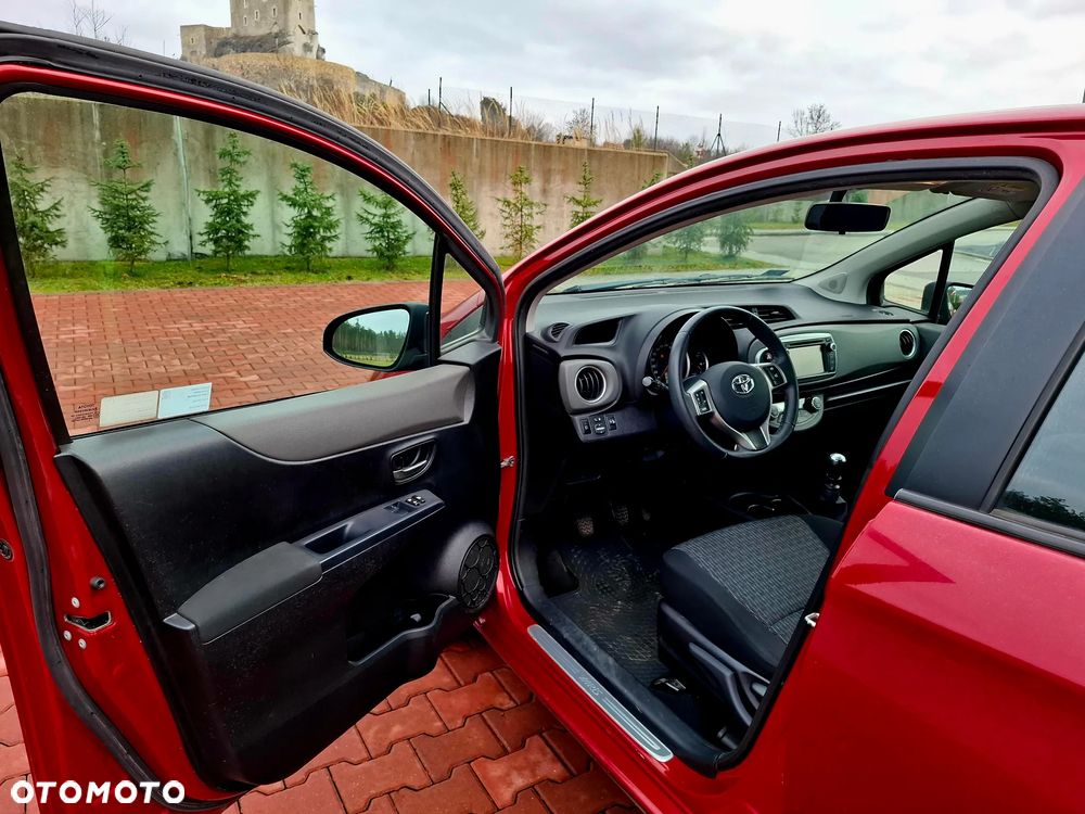 Toyota Yaris 1.33 Premium - 7
