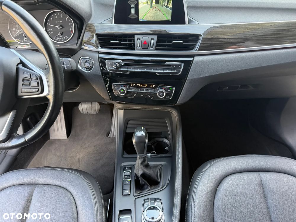 BMW X1 - 16