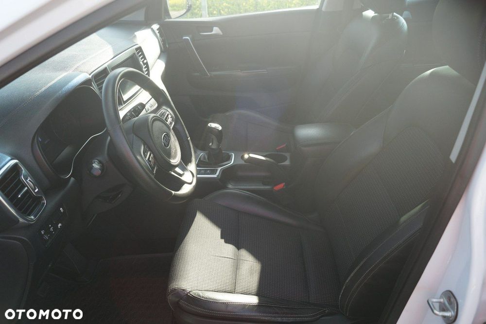 Kia Sportage - 13
