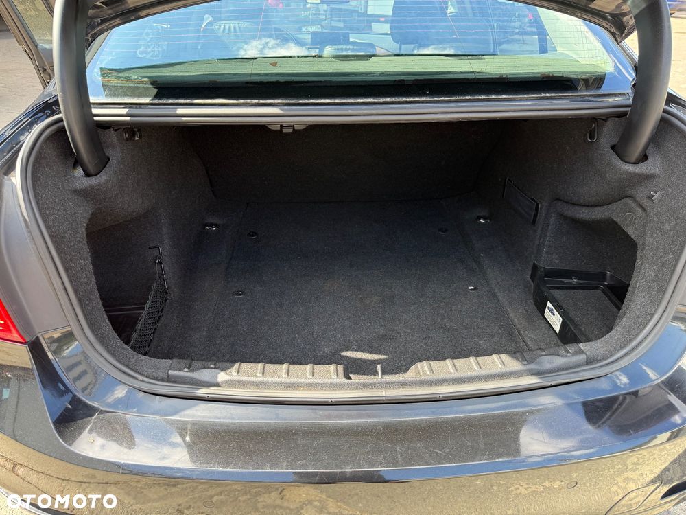 BMW Seria 3 320i - 12