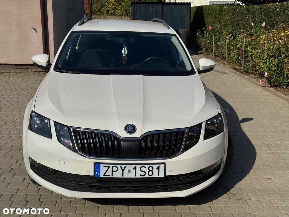 Skoda Octavia - 2