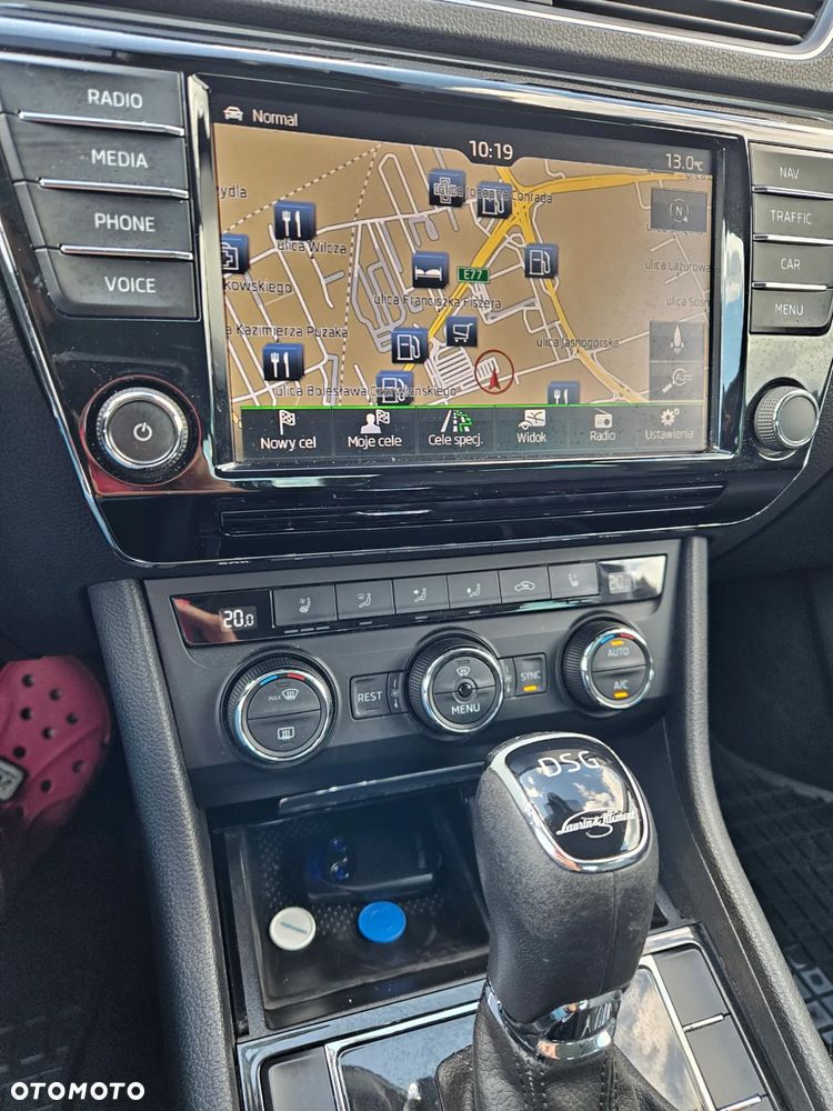 Skoda Superb 2.0 TDI L&K DSG - 12