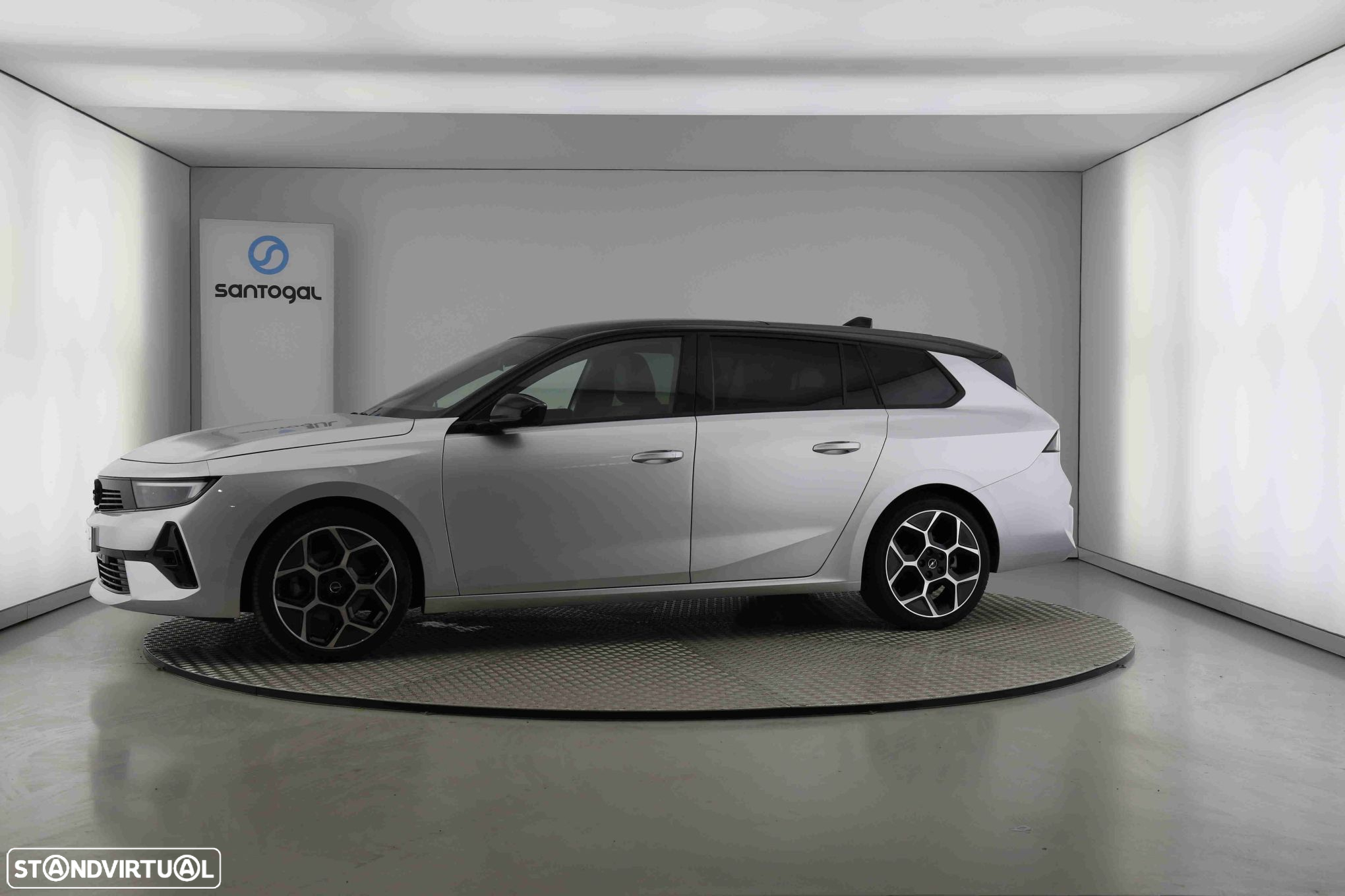 Opel Astra 1.2 T GS - 6
