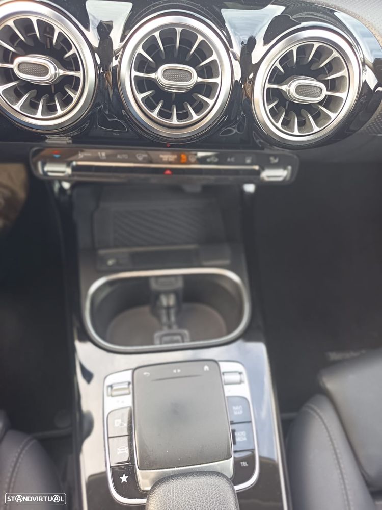 Mercedes-Benz A 250 Limousine e 8G-DCT Progressive - 19