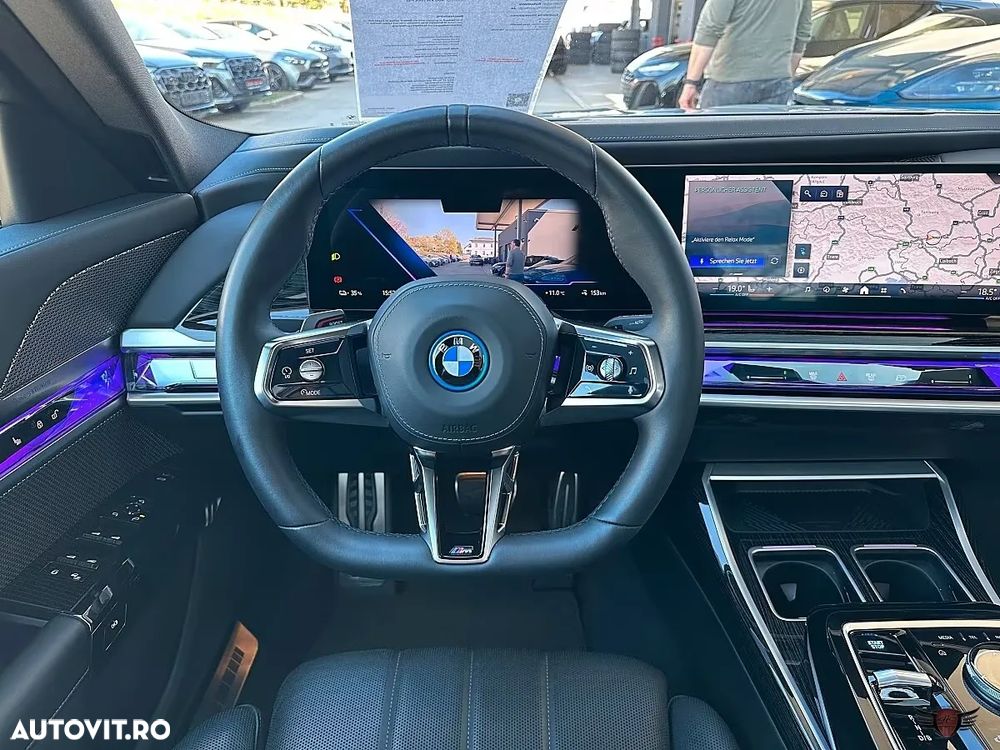 BMW i7 xDrive60 - 16