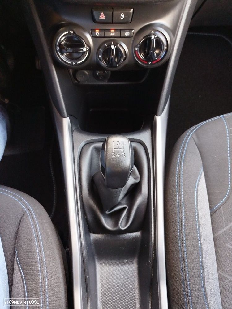 Peugeot 2008 1.2 PureTech Style - 15